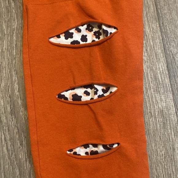 Outfit - Picture 2 of 5